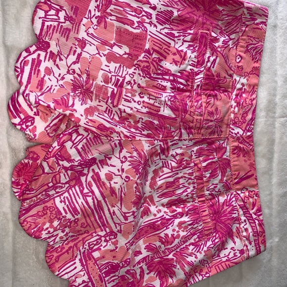 Lilly Pulitzer Buttercup short - Picture 3 of 6